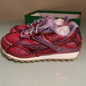 Bottega Veneta Orbit – RED